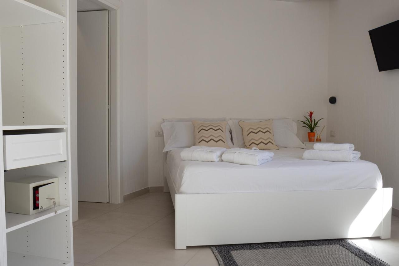 Guest House Sciola - Ts Rooms B&B San Sperate Exterior foto