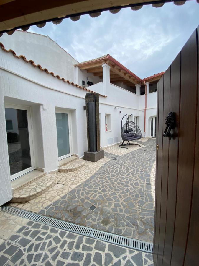 Guest House Sciola - Ts Rooms B&B San Sperate Exterior foto