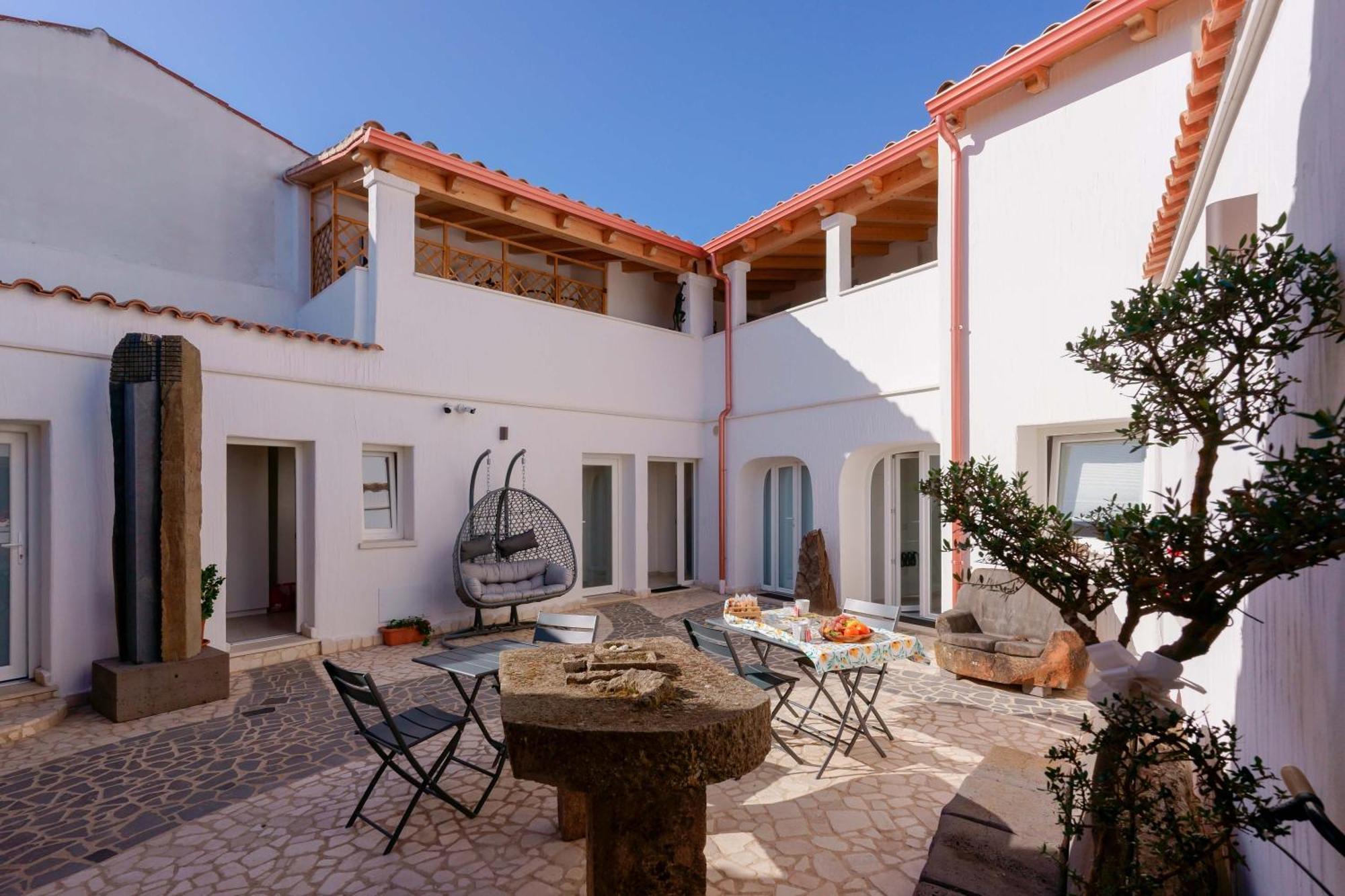 Guest House Sciola - Ts Rooms B&B San Sperate Exterior foto